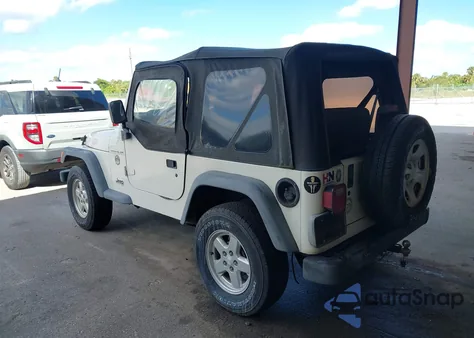1999 Jeep Wrangler Se z USA, uszkodzony, nr VIN 1J4FY29P8XP439943